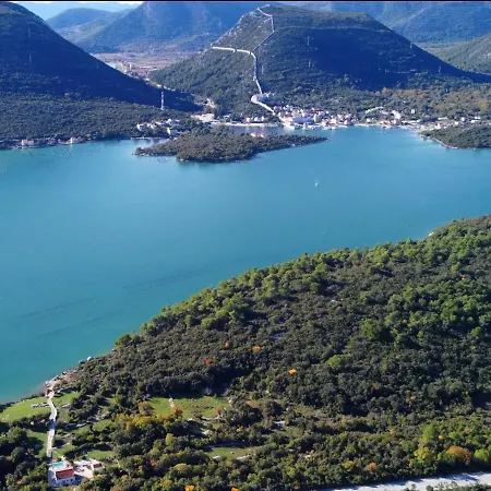 Paradise Garden Villa *