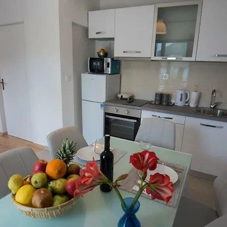 Paradise Garden Villa *