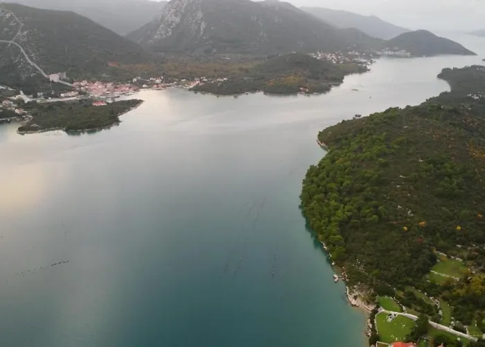 فيلة Paradise Garden