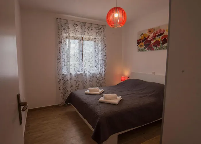 فيلة Paradise Garden ستون