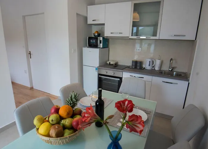 Paradise Garden فيلة *