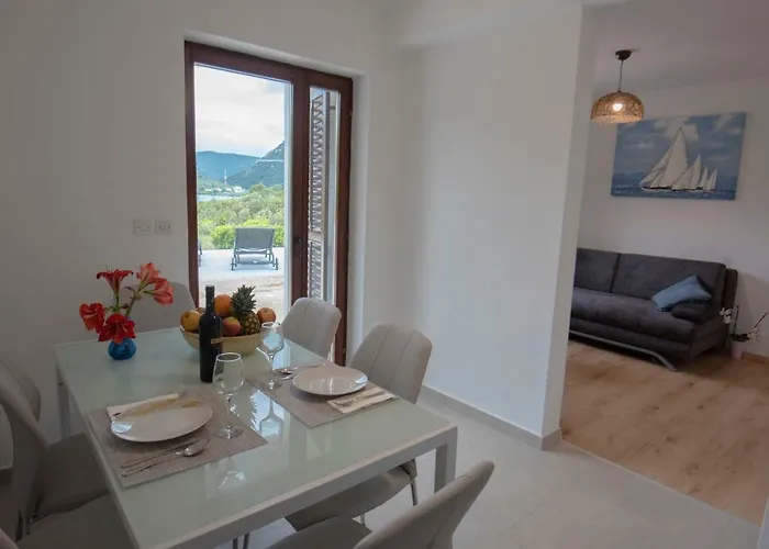 Paradise Garden فيلة ستون