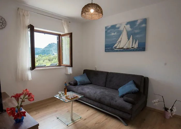 Paradise Garden فيلة *